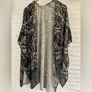 Flowy velvet detail floral cardigan top